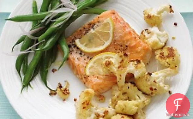 Salmão Assado Com Couve-Flor Picante