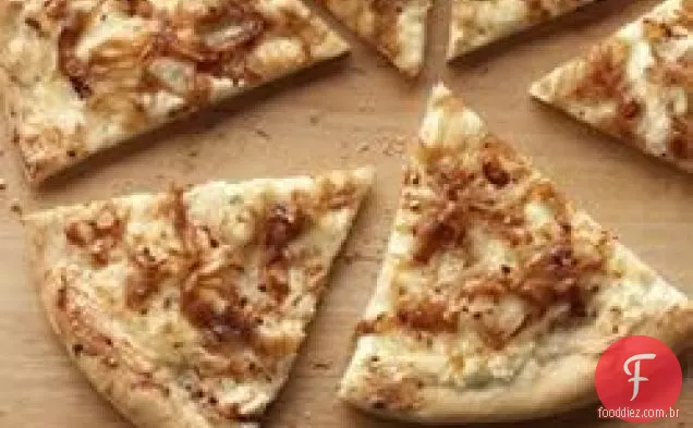 Pizza branca e dourada