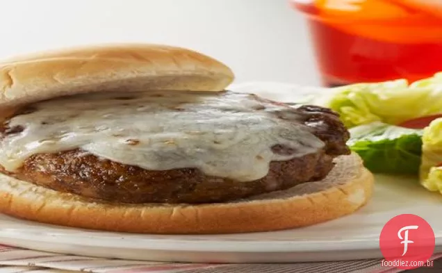 Hambúrgueres De Frigideira De Cinco Queijos