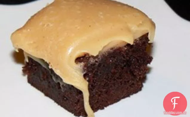 Brownies com manteiga de amendoim Fudge glacê
