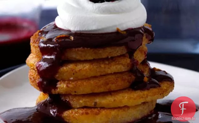 Panquecas de Polenta com molho de Amora