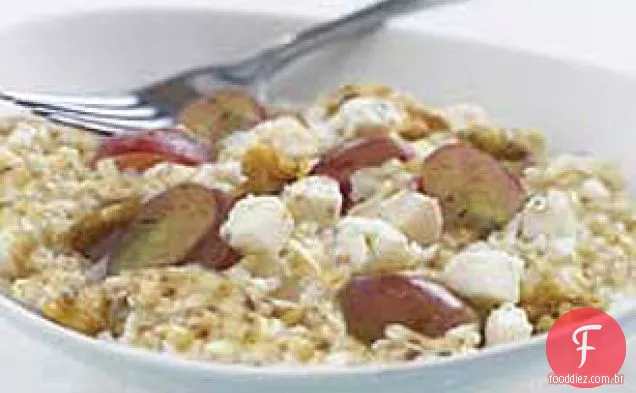 Frango Assado E Salada De Arroz