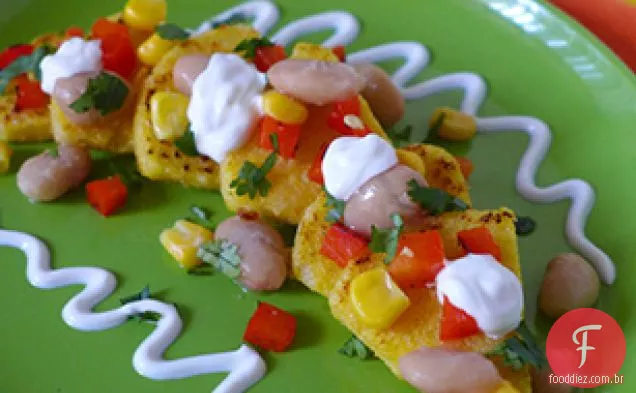 Polenta frita com Salsa De Feijão Branco