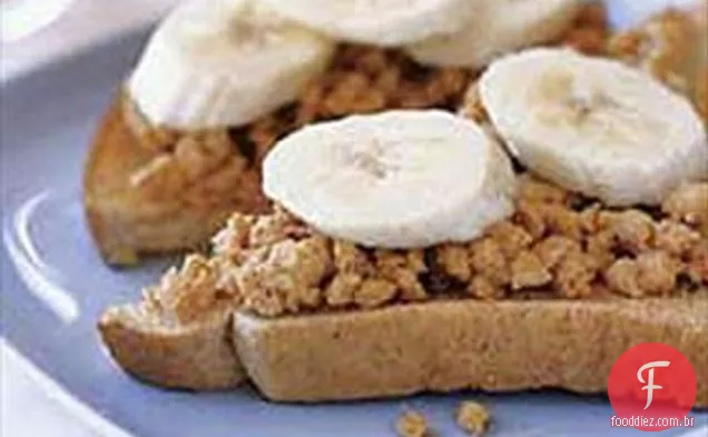 Torradas Crocantes De Banana E Manteiga De Amendoim