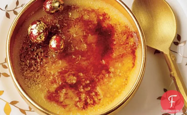Chocolate Branco-Cranberry Crème Brûlée