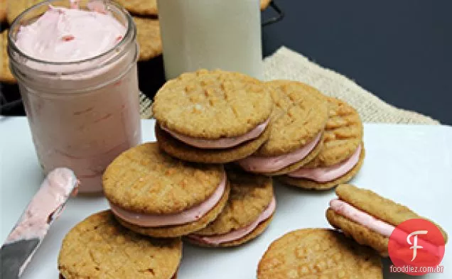 Biscoitos Sanduíche De Manteiga De Amendoim E Geléia