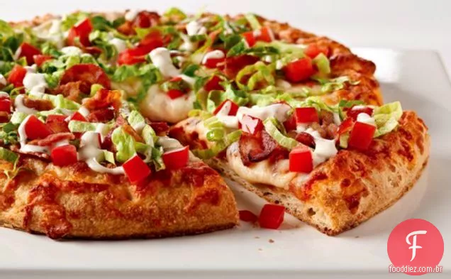 Pizza com cobertura B. L. T.