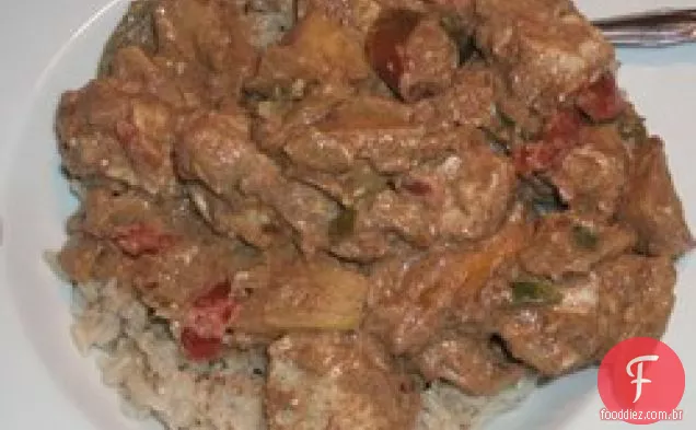 Frango estilo indiano com maçãs