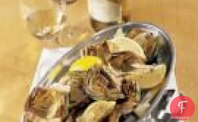 Alcachofras assadas com alho e limão