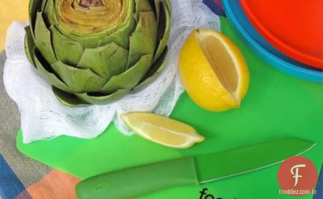 Alcachofras Cozidas No Vapor Com Limão