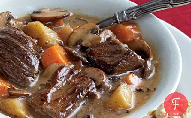 Guisado belga de carne e cerveja