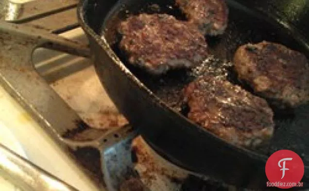 Caseiro Carne Pequeno-Almoço Salsicha Rissóis