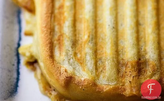 Alcachofra E Fontina Panini