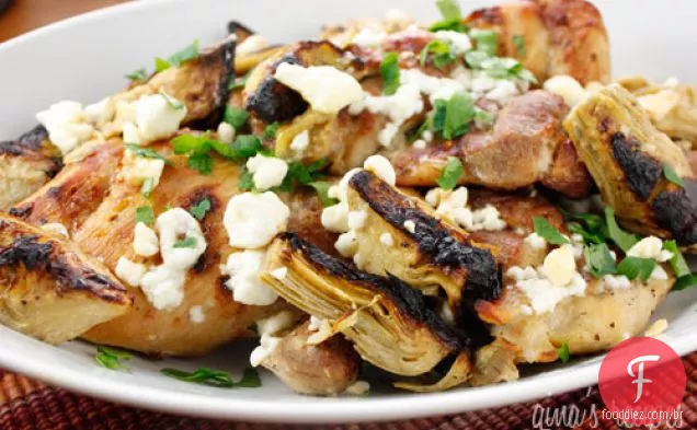 Coxas De Frango Com Corações De Alcachofra E Queijo Feta