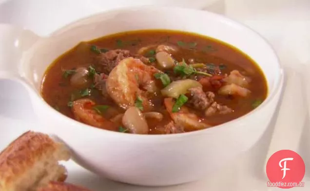 Camarão e Salsicha Cioppino