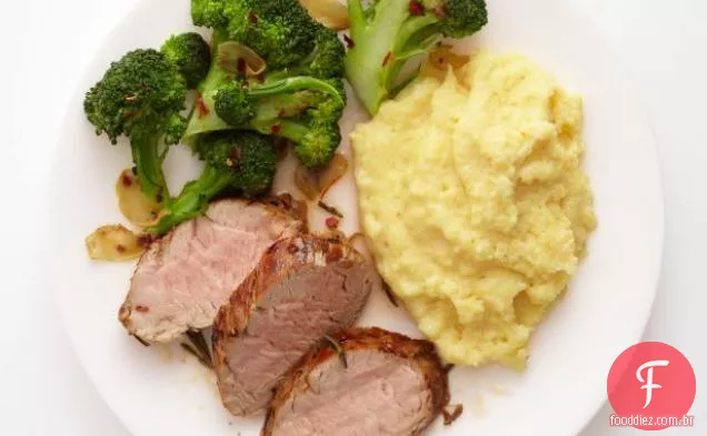Carne de porco com alecrim Polenta