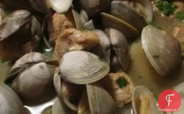 Carne de porco e amêijoas portuguesas