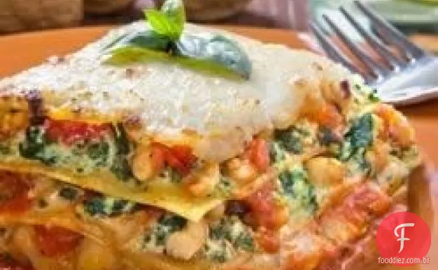 Lasanha de espinafre com pesto de nozes