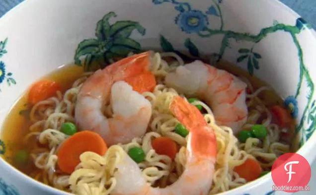 Tigela De Macarrão De Camarão