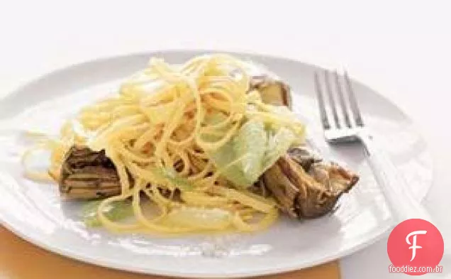 Linguine Com Alcachofras E Alho-Poró
