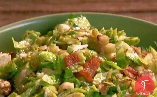 Couve de Bruxelas com Bacon e nozes