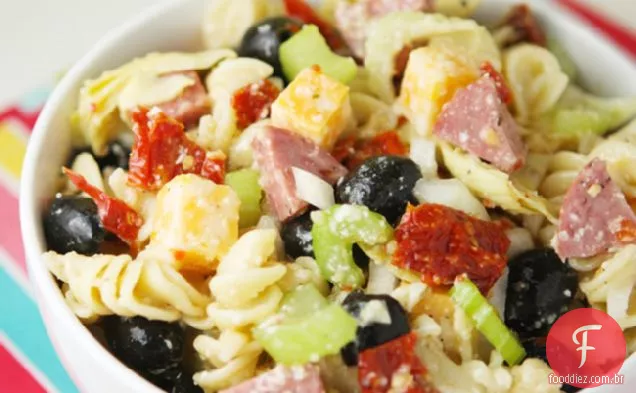 A irmã incrível salada de macarrão