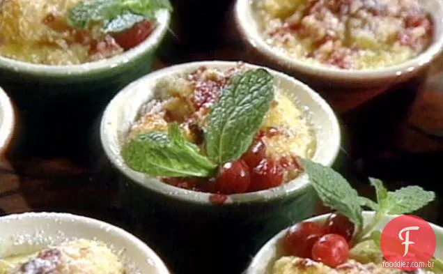 Pudim De Pão Cremoso De Cranberry