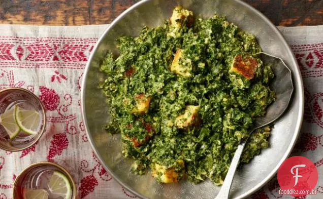 Saag Paneer: espinafre com queijo Indiano