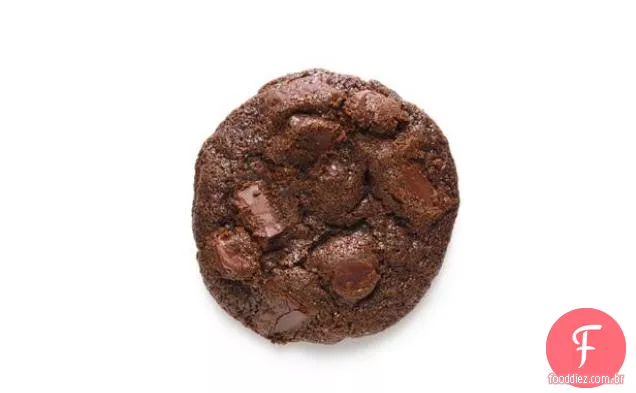 Biscoitos De Chocolate Duplo Com Pedaços De Chocolate