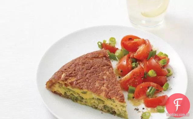 Omelete De Brócolis Com Salada De Tomate