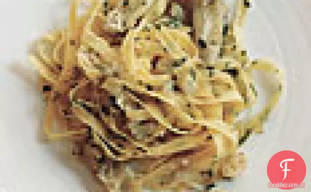 Fettuccine com alcachofras