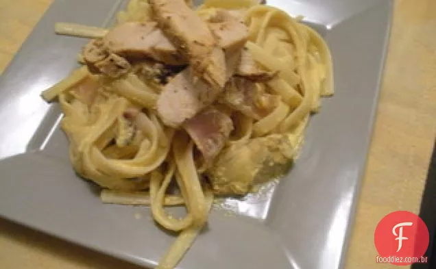 Frango E Alcachofra Fettuccini