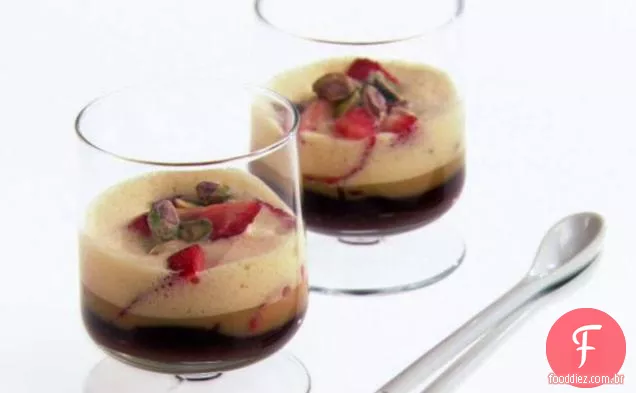 Zabaglione picante com morangos e Chocolate