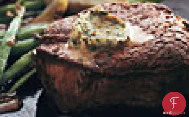 Filets Mignons com manteiga temperada, alcachofras envidraçadas e Verts Haricots