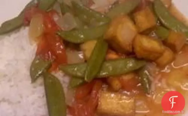 Feijão verde refogado com tofu frito