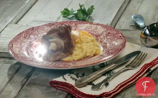 Costeletas de porco creme azedo com cebolas Vidalia