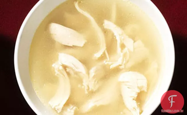 Frango e caldo escalfados com gengibre
