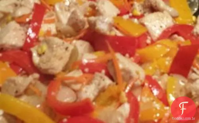 Frite frango e legumes
