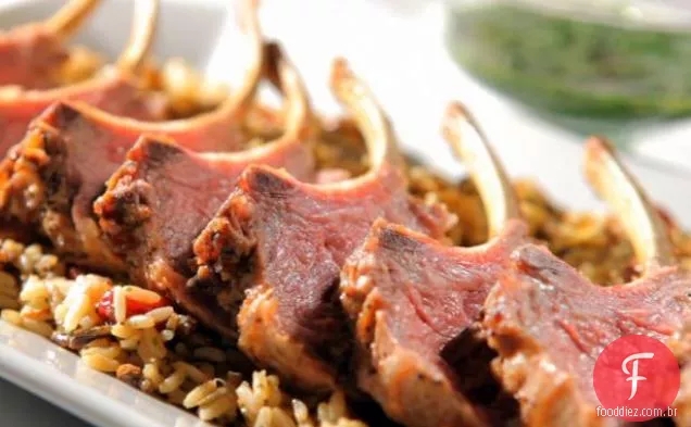 Rack assado de cordeiro com Pesto De Hortelã