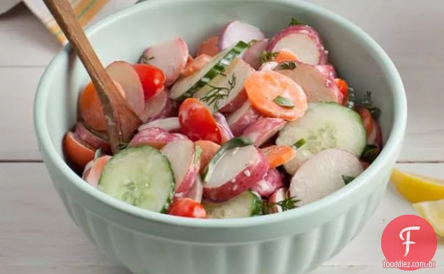 Salada De Batata Do Jardim Da Primavera