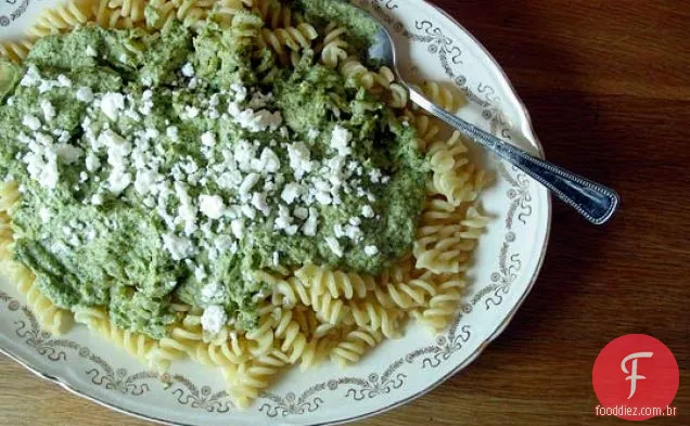 Brócolis Aveludado E Massa Feta