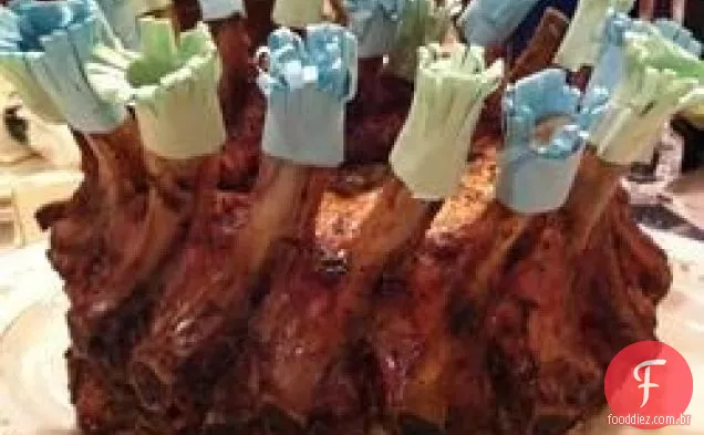 Coroa recheada assada de Carne De Porco