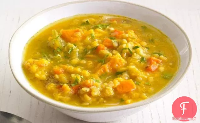 Sopa de batata doce e lentilha com fogão lento