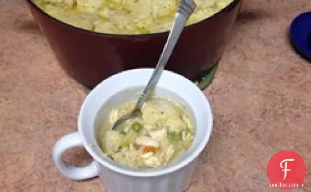 Ensopado de frango com bolinhos