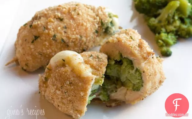 Frango Recheado Com Brócolis E Queijo