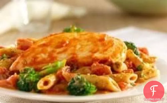 Frango com tomate e Pesto hunt's® 