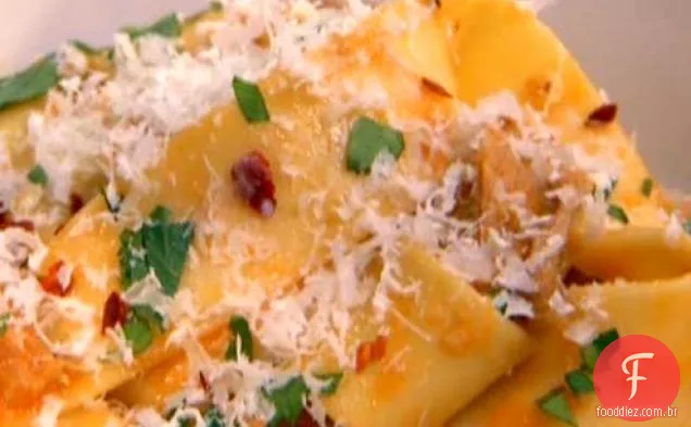 Massas de porco e Pappardelle