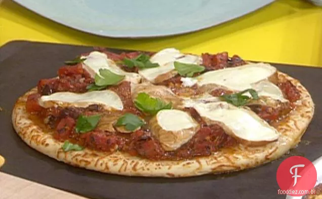 Puttanesca Pizza