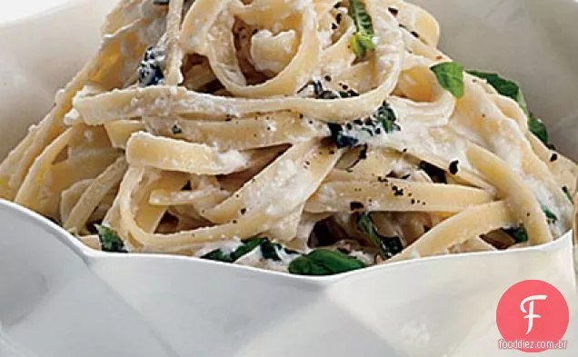 Verão Fettuccine Alfredo