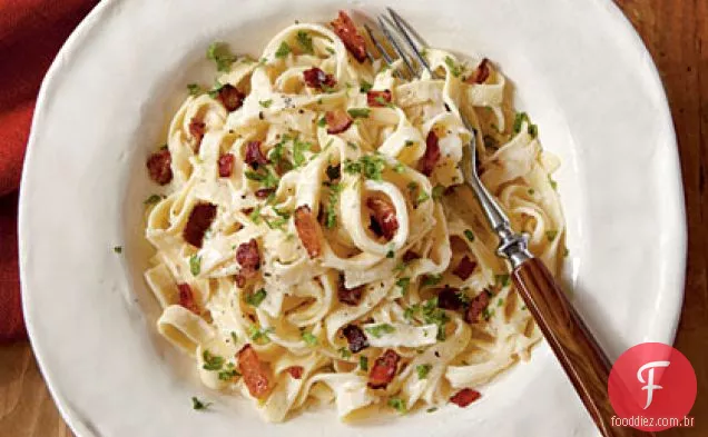 Fettuccine Alfredo com Bacon